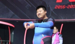 F91孙一峰的直播间,揭秘电竞选手的幕后生活与精彩瞬间